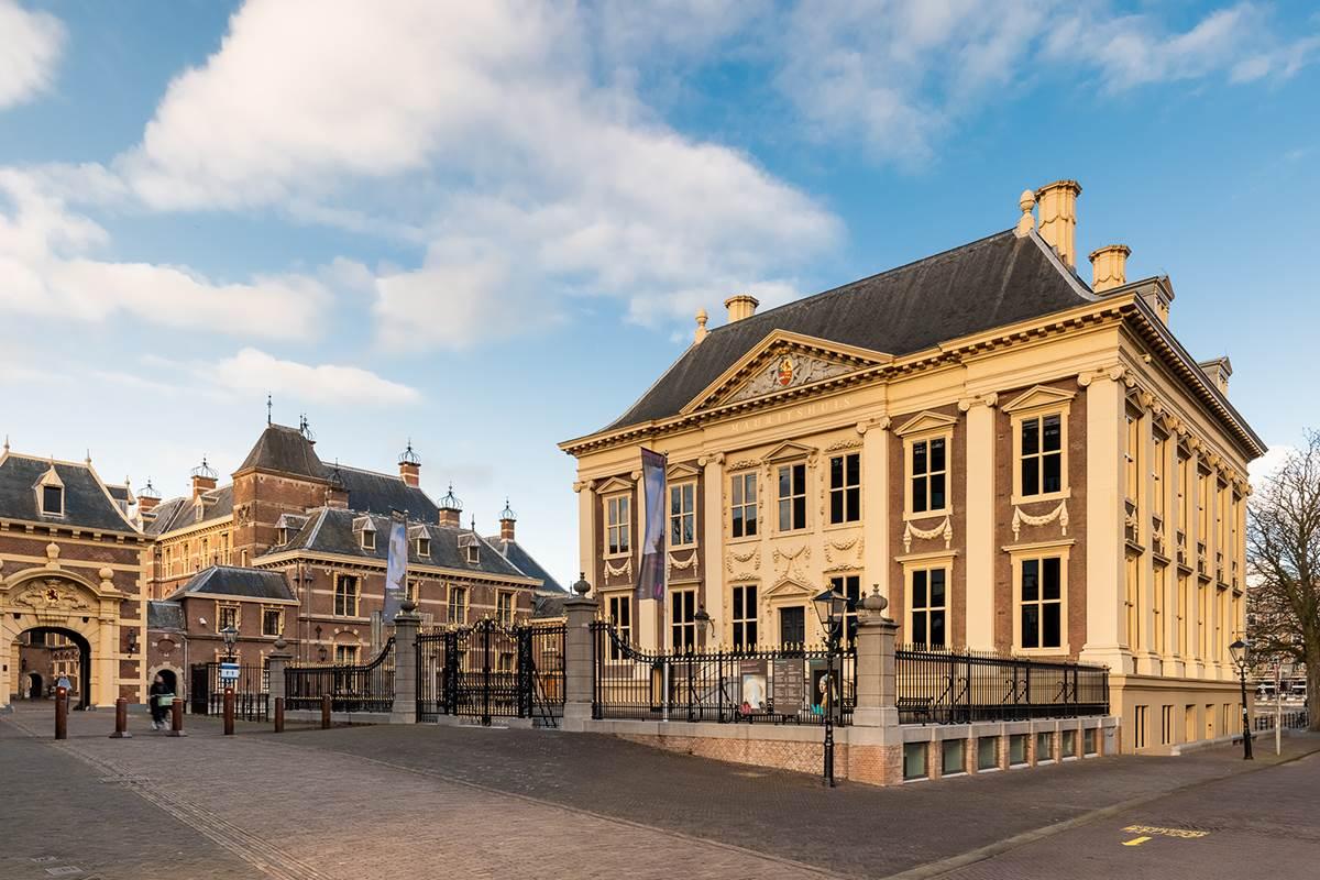 An image of The Mauritshusis Museum in The Hague, Netherlands